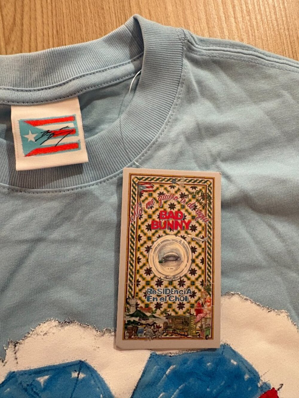 Bad Bunny Graphic T Shirt I Heart PR Puerto Rico Medium Light Blue NWT Cotton - Picture 2 of 3